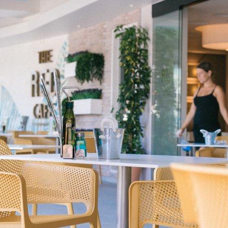 The Red Cafe